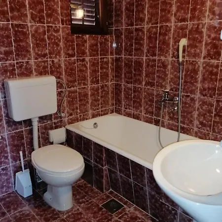 Lovely 2-bedroom In